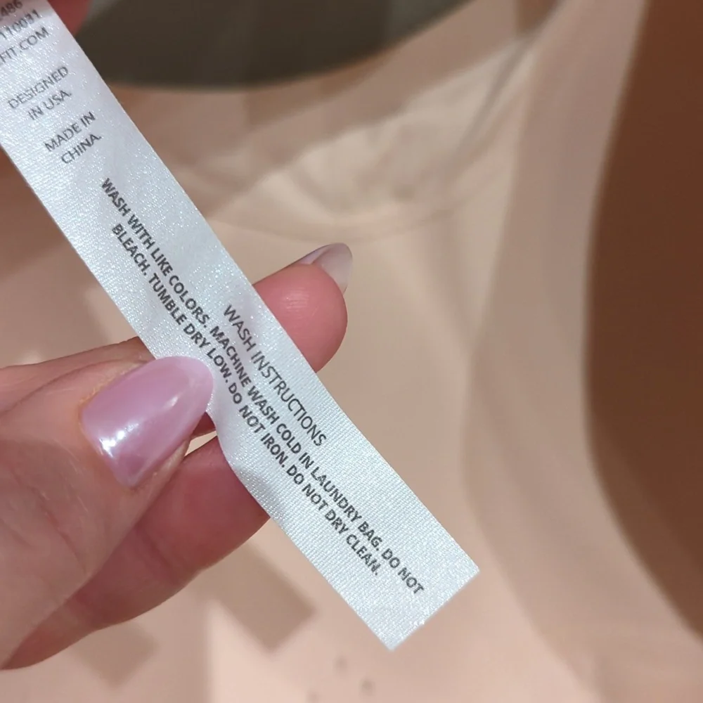 SHEFIT Sports Bra Cream 3Luxe Style 110031 Excellent Wireless Moisture Wicking
